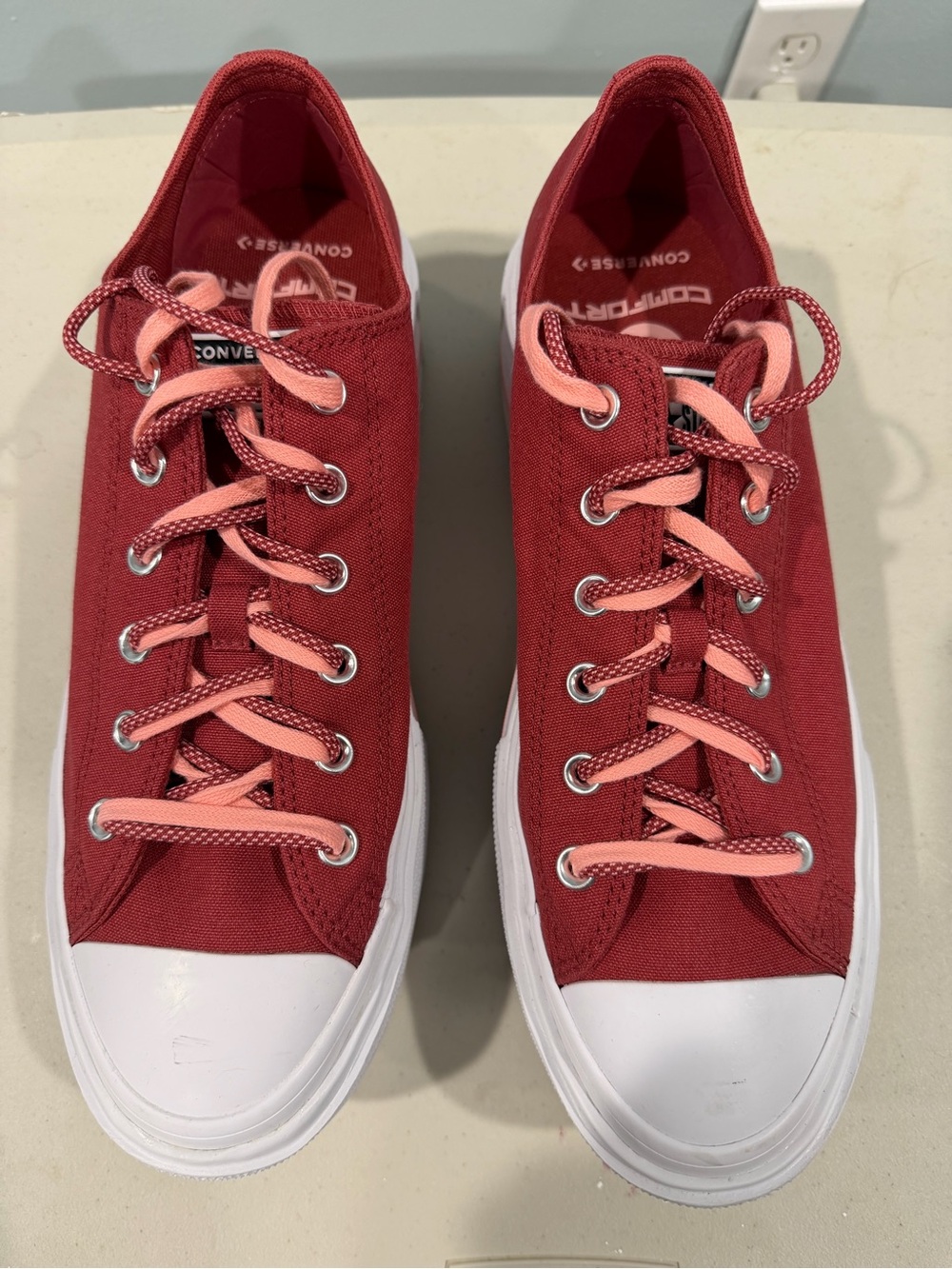 Converse Unisex Double Stack Reddish Pinkish Platform Sneakers M11 W13 BNIB